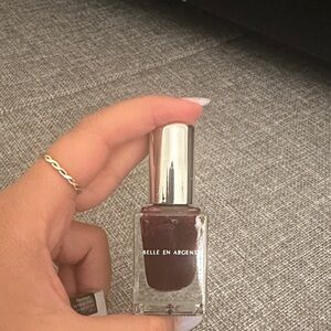Belle en Argent Nail Polish